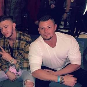 Meet your Posher, Chris